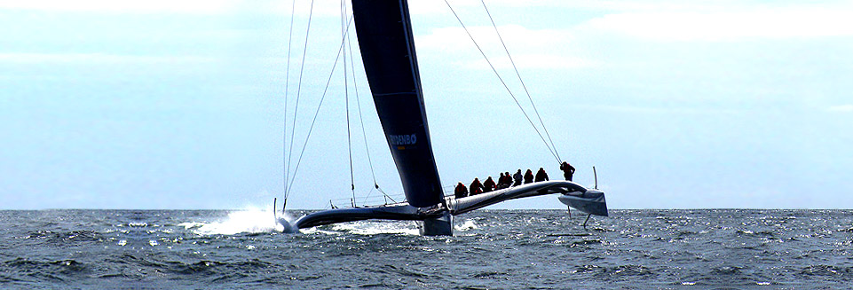 sorties sensations sur les voiliers de course les plus modernes,jusqu'à 35 noeuds,Bretagne et Méditerranée