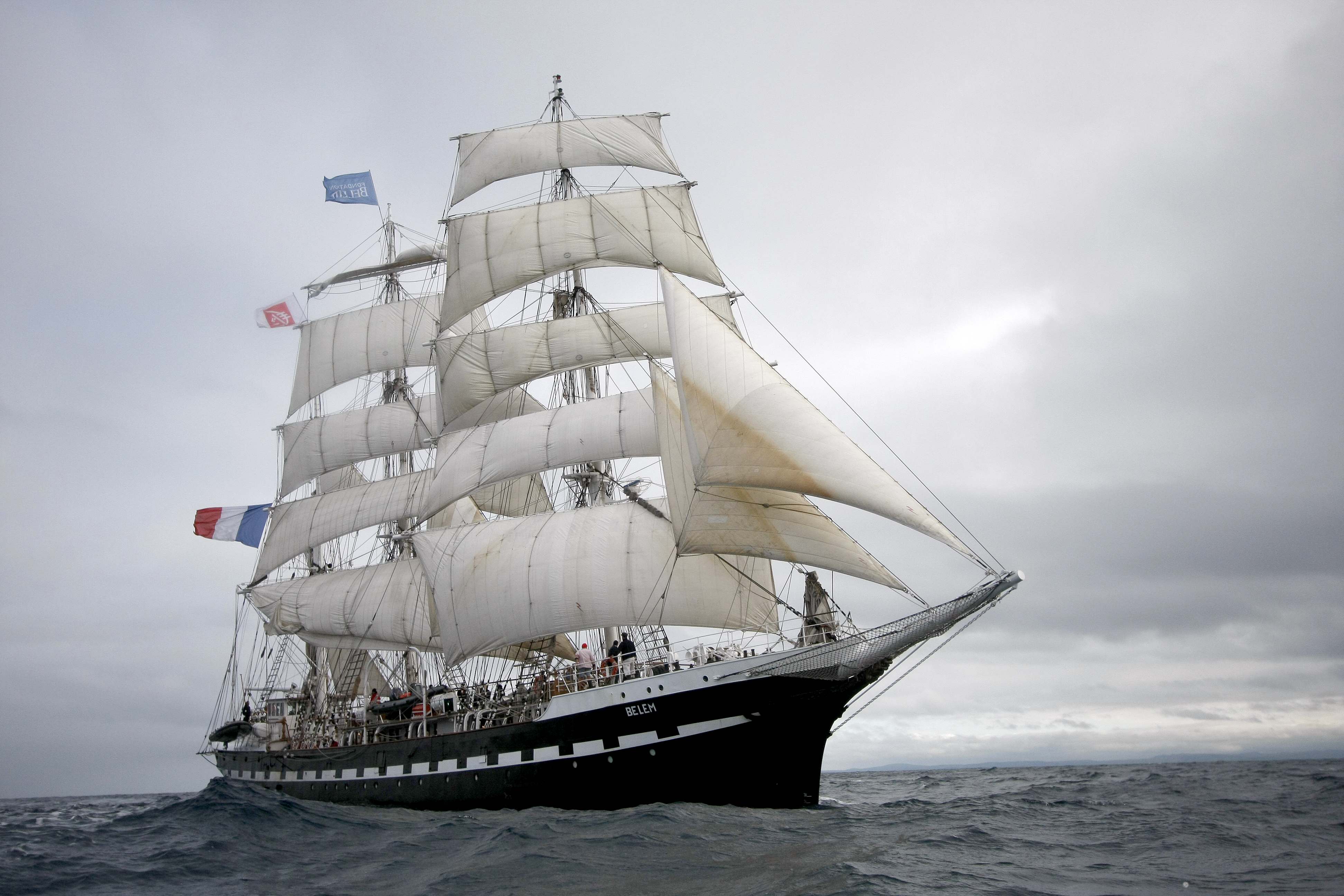 Bateaux historiques à affréter avec skipper en Bretagne ou